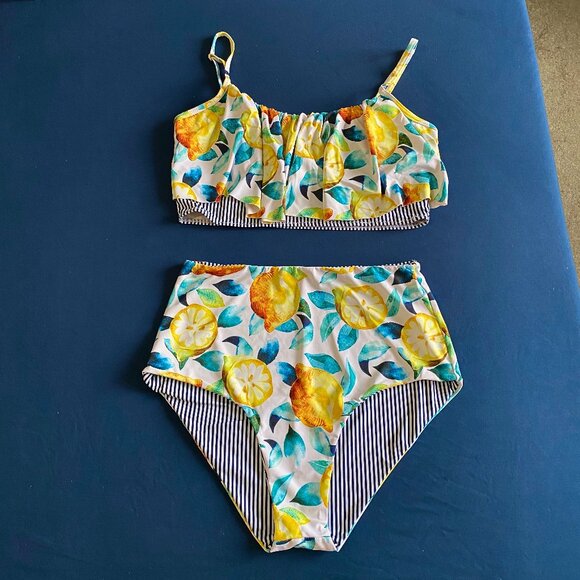 Lemon Print Falbala Biniki - Picture 1 of 5